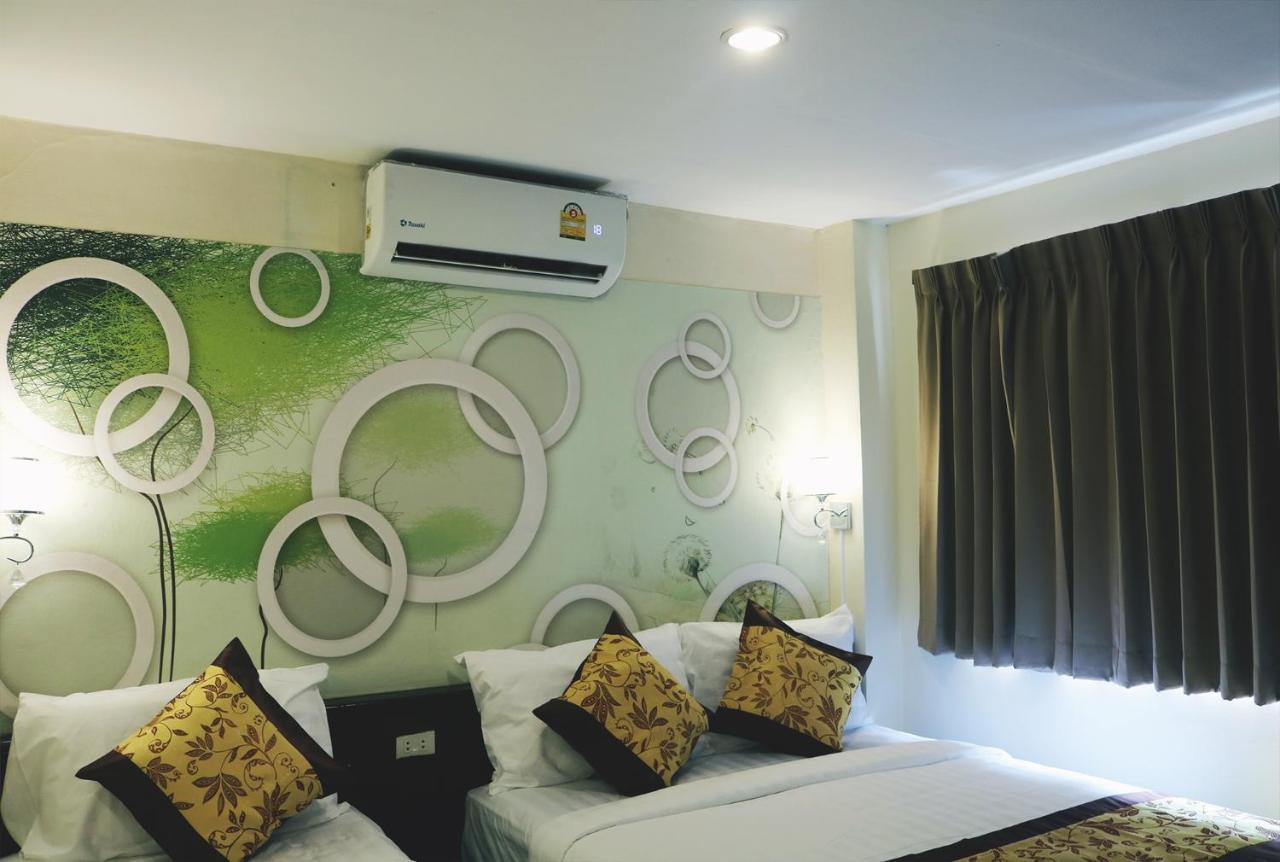 City House Bangkok Esterno foto